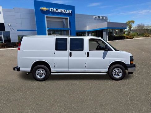 Used 2024 GMC Savana 2500 w/ Driver Convenience Package RWD image 28