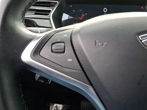 Used 2017 Tesla Model S 75D image 23