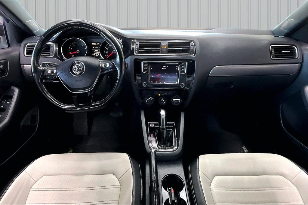 Used 2016 Volkswagen Jetta Sport FWD image 7