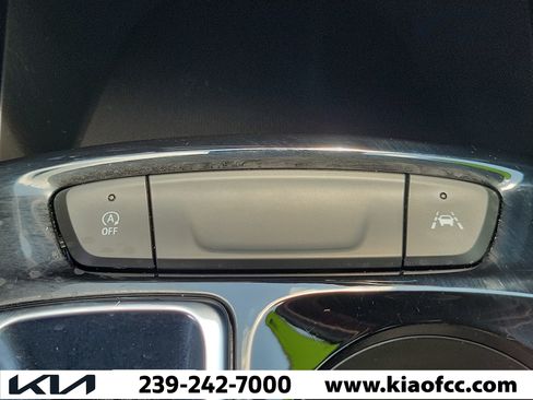 Used 2025 Chevrolet Trax ACTIV w/ Driver Confidence Package FWD image 29