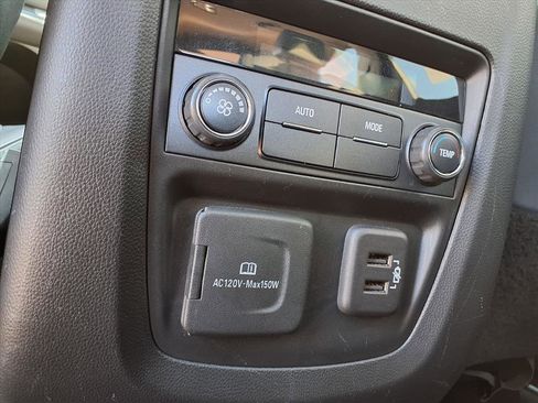 Used 2021 Buick Enclave Essence w/ Sport Touring Edition image 29