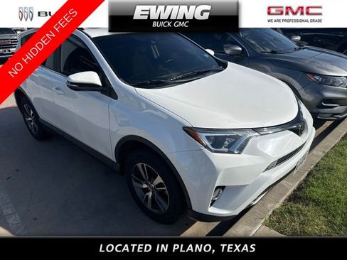 Used 2018 Toyota RAV4 XLE FWD image 1