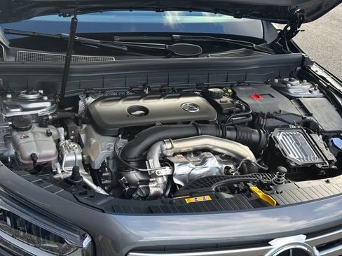 Certified 2025 Mercedes-Benz GLB 250 4MATIC image 67