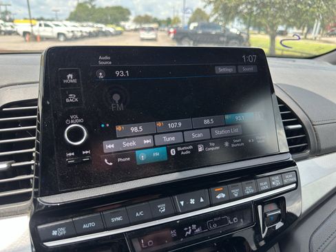 Used 2025 Honda Odyssey Sport-L image 32