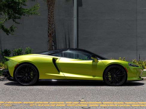 Used 2023 McLaren GT RWD image 7