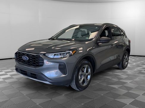 Used 2025 Ford Escape ST-Line image 4