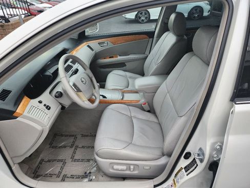 Used 2006 Toyota Avalon XLS image 9
