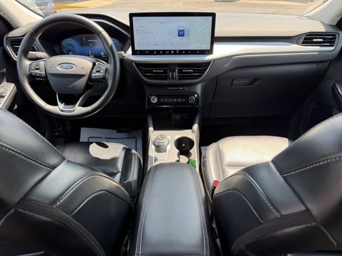 Used 2024 Ford Escape Platinum AWD/4WD image 10