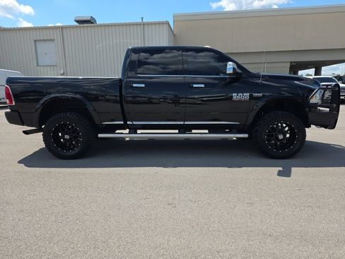 Used 2017 RAM 3500 Laramie Longhorn AWD/4WD image 4