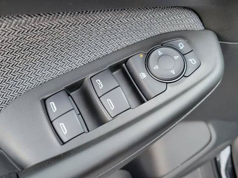 Used 2025 Chevrolet TrailBlazer LT FWD image 17