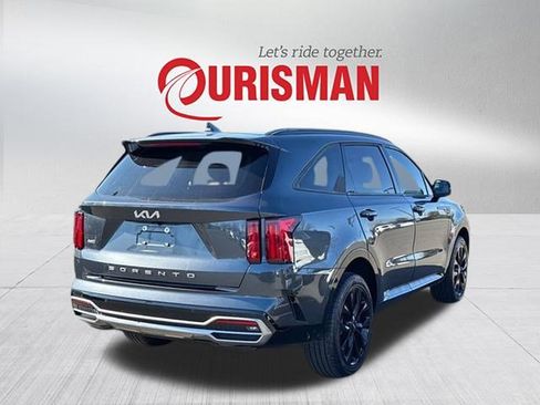 Used 2022 Kia Sorento SX image 2