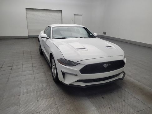 Used 2020 Ford Mustang Coupe RWD image 13