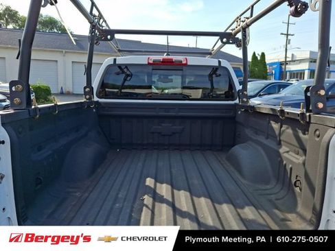 Used 2017 Chevrolet Colorado Z71 AWD/4WD image 31