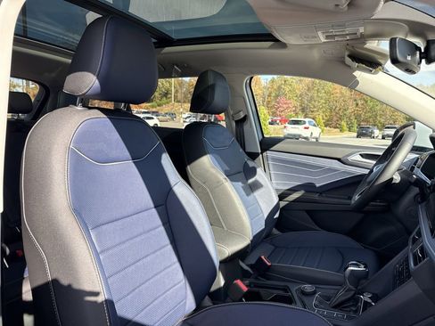 New 2026 Volkswagen Taos SEL image 19