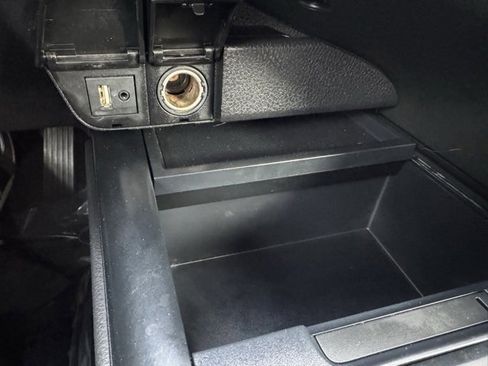 Certified 2018 Toyota Camry LE image 15