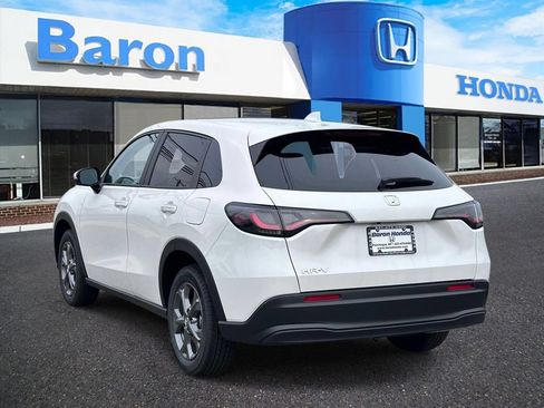 Certified 2026 Honda HR-V LX image 4