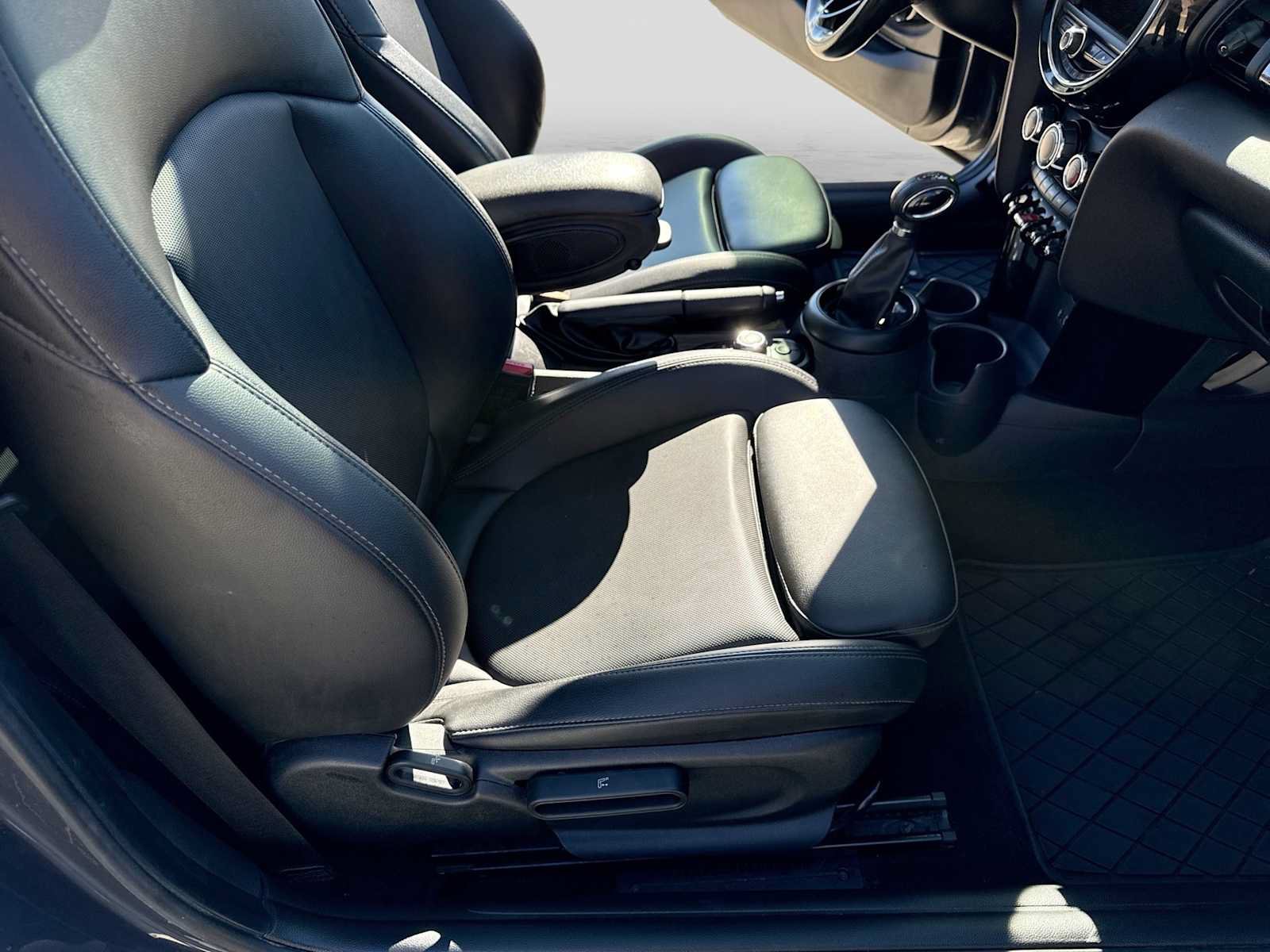 Used 2018 MINI Cooper S FWD image 20