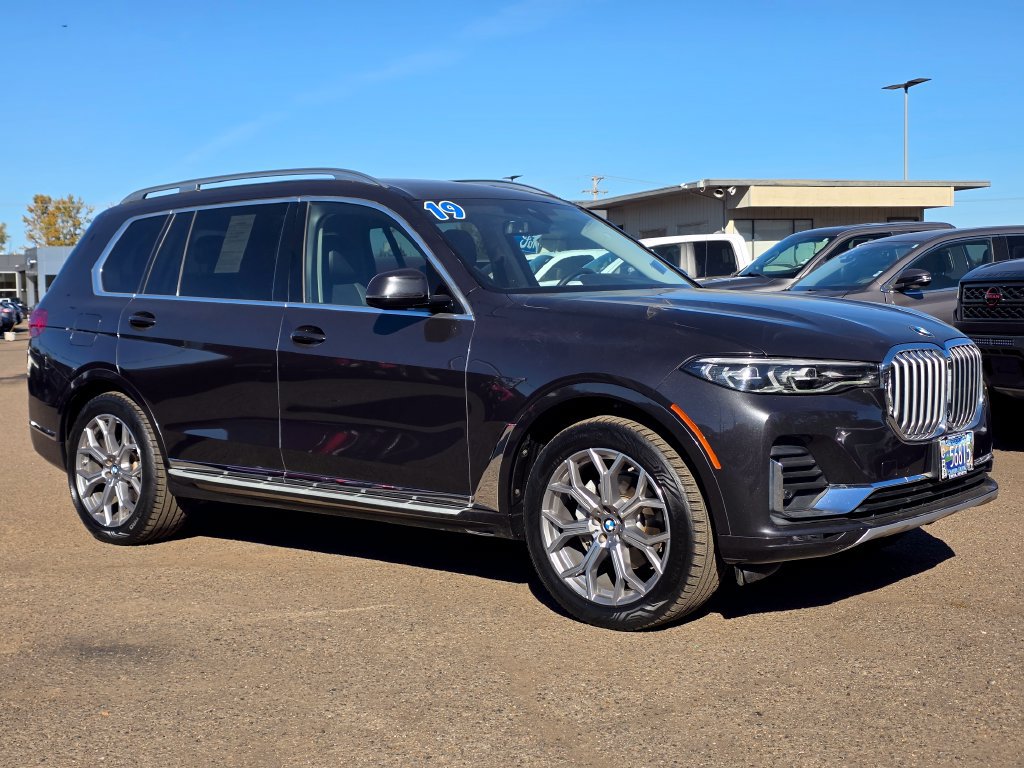 Used 2019 BMW X7 xDrive40i w/ Cold Weather Package AWD/4WD image 28