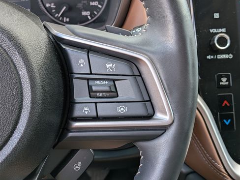 Certified 2025 Subaru Outback Touring XT AWD/4WD image 27