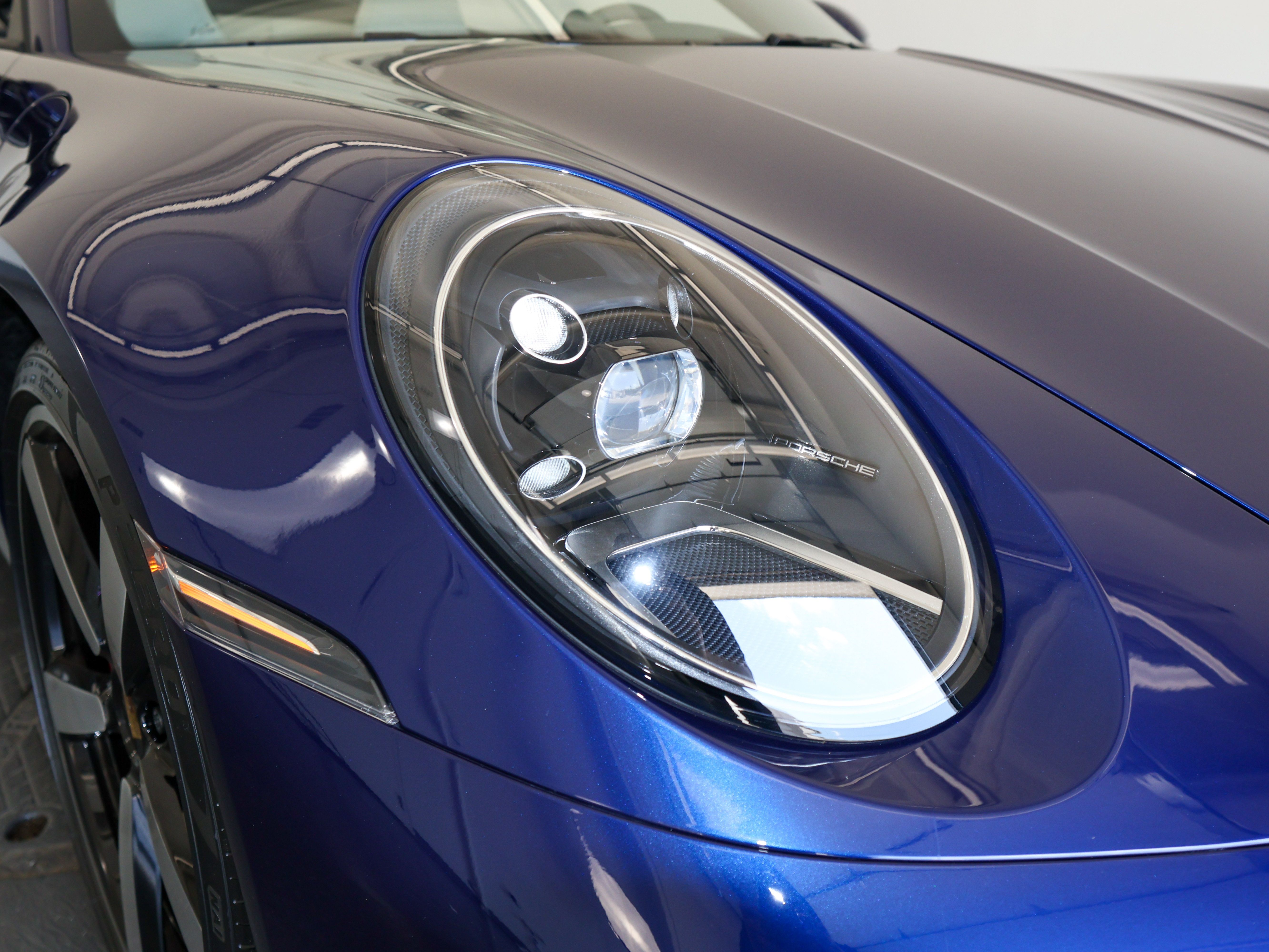 Used 2024 Porsche 911 Carrera 4S AWD/4WD image 44
