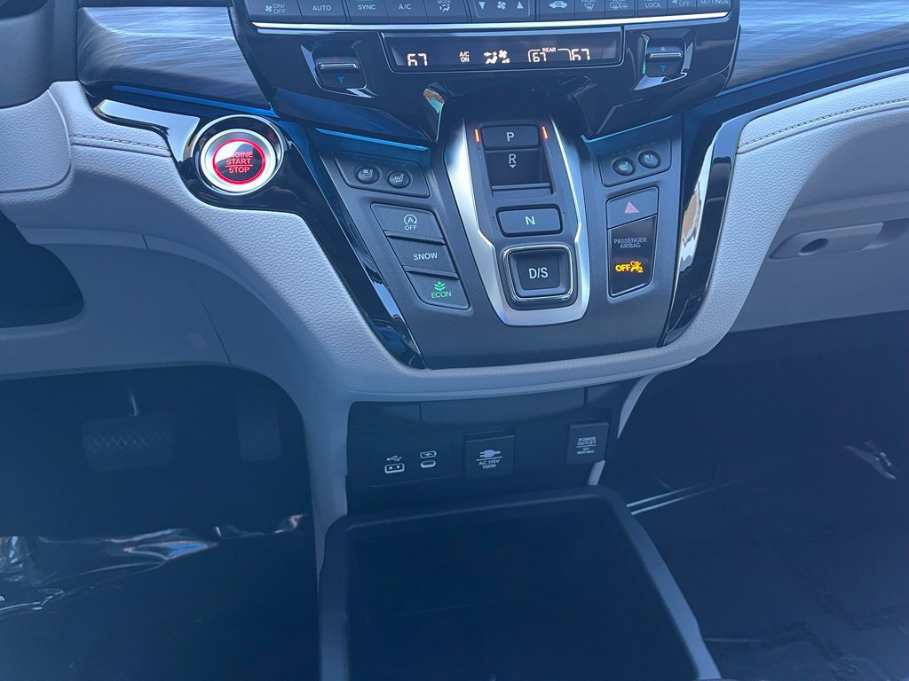 Used 2026 Honda Odyssey Elite image 32