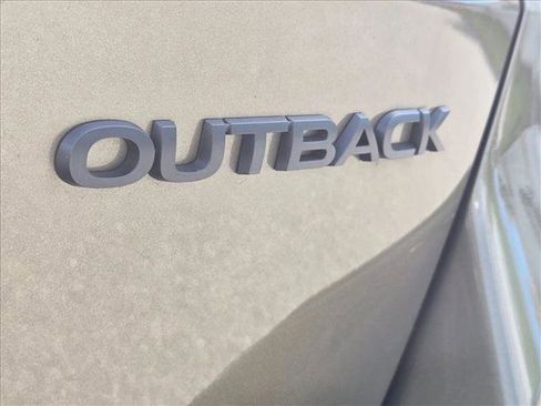 Used 2023 Subaru Outback Onyx Edition AWD/4WD image 6
