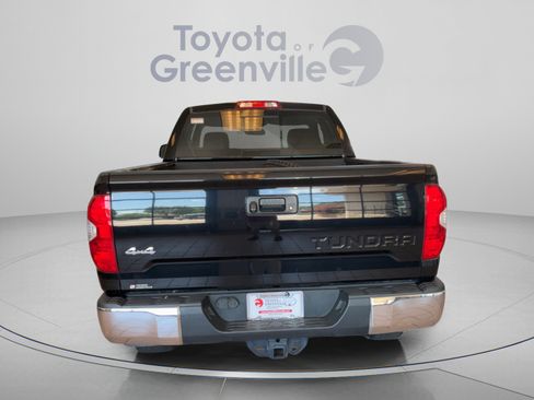 Used 2015 Toyota Tundra SR5 w/ T4 Package AWD/4WD image 5