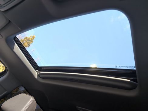 Used 2025 GMC Sierra 2500 Denali w/ Denali Reserve Package image 14