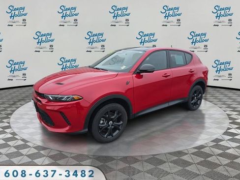 Used 2025 Dodge Hornet GT w/ GT Plus Package AWD/4WD image 1