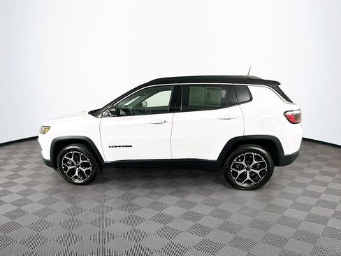 Certified 2025 Jeep Compass Limited AWD/4WD image 6