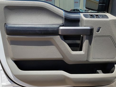 Used 2020 Ford F150 XLT AWD/4WD image 11