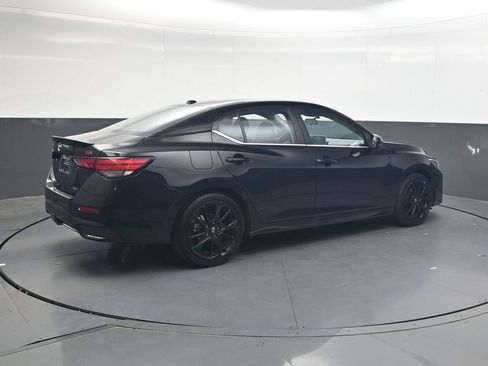 Used 2025 Nissan Sentra SR w/ Midnight Edition FWD image 4