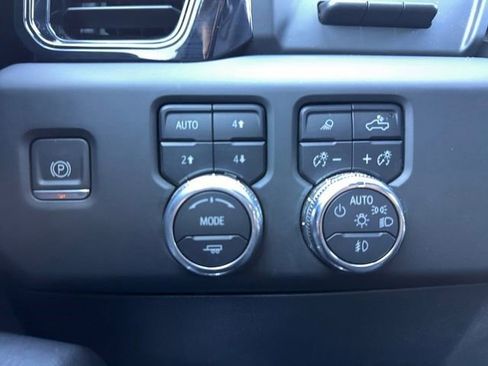 Certified 2024 GMC Sierra 1500 AT4X image 6