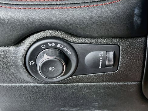 Used 2023 Dodge Durango GT AWD/4WD image 10