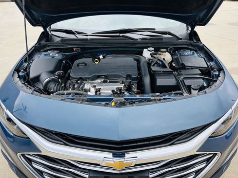 Used 2024 Chevrolet Malibu LT FWD image 39