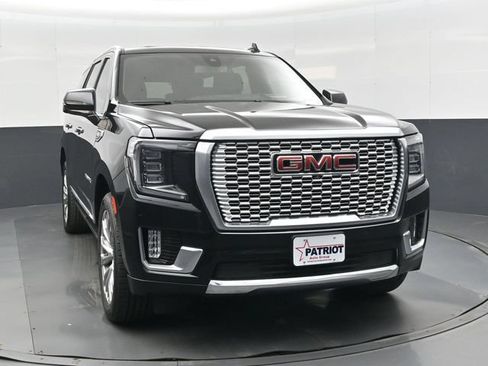 Used 2022 GMC Yukon Denali AWD/4WD image 30
