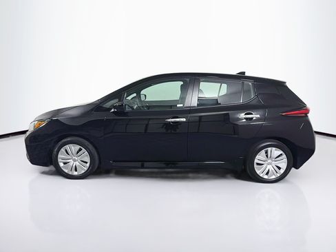 Used 2024 Nissan Leaf S FWD image 4