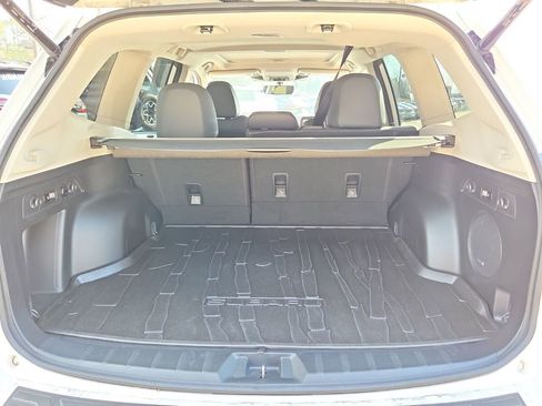 Used 2023 Subaru Forester Limited image 17