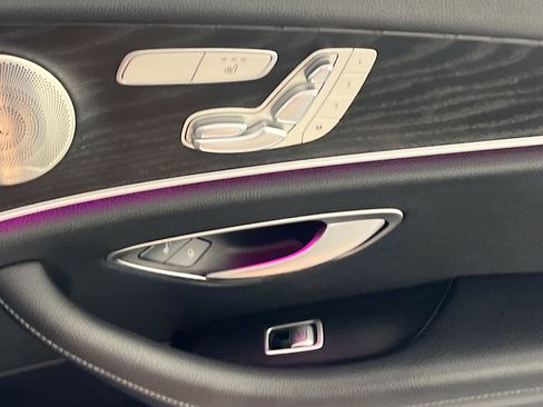 Used 2022 Mercedes-Benz E 350 Sedan image 32