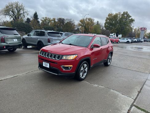 Used 2019 Jeep Compass Limited image 2