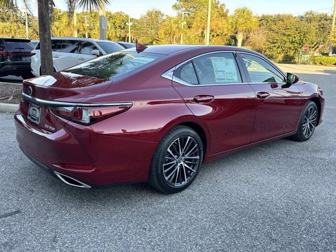 New 2025 Lexus ES 350 w/ Premium Package image 3