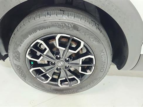 Used 2022 Hyundai Santa Cruz SEL Premium image 34