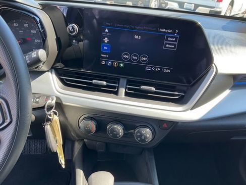 Used 2024 Chevrolet Trax LS image 12