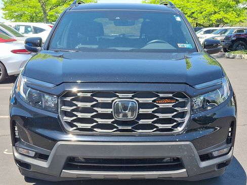 Used 2023 Honda Passport TrailSport image 2