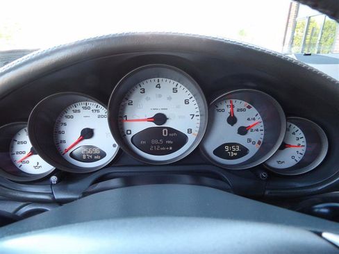 Used 2006 Porsche 911 Carrera S image 19