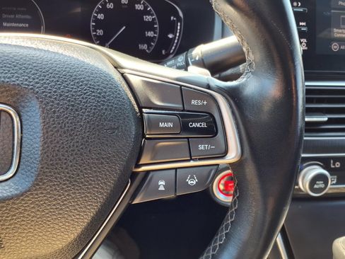 Used 2018 Honda Accord Sport image 16