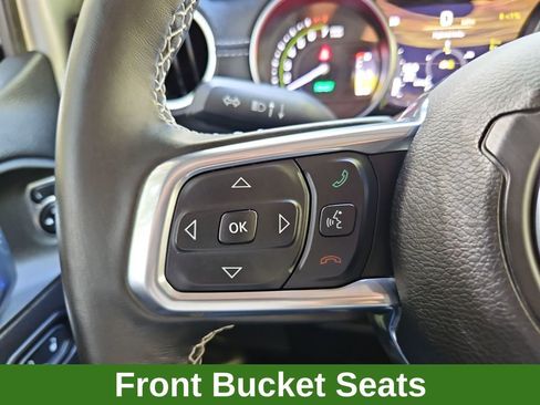 Used 2022 Jeep Wrangler Unlimited Sahara w/ Cold Weather Group image 11