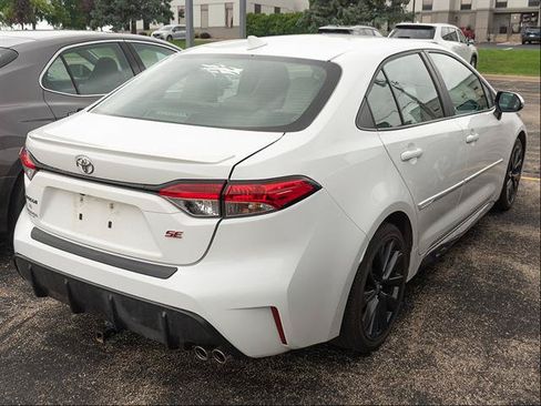 Used 2024 Toyota Corolla SE FWD image 8