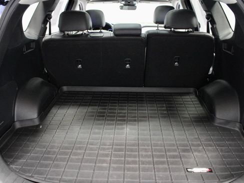 Used 2022 Hyundai Santa Fe SEL w/ Convenience + Premium Package FWD image 15
