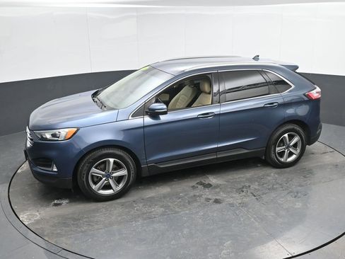 Used 2019 Ford Edge SEL w/ Equipment Group 201A image 41